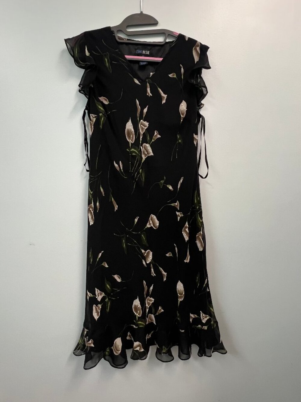 Vintage Eva Blue Black Floral Midi Dress V-Neck Flutter Sleeve Ruffle Hem Summer
